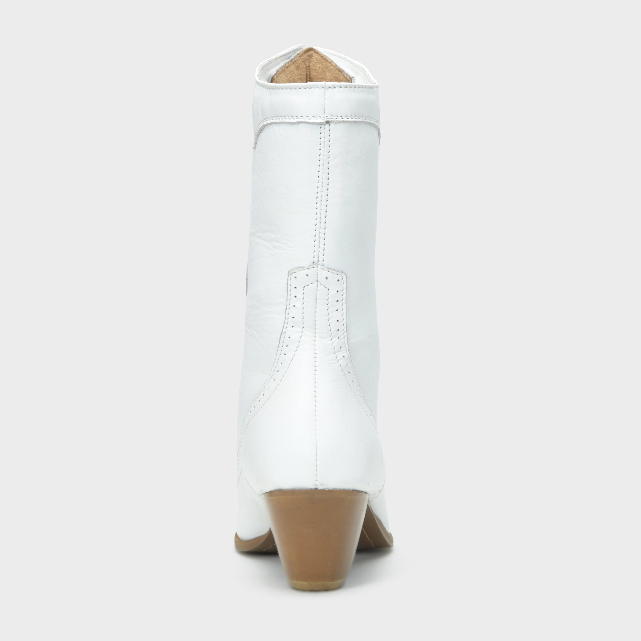 Pocahontas (5012) - Rawhide Boots